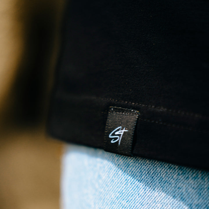 SEAHORSE BLACK